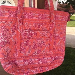 Vera Bradley zip-top tote bag